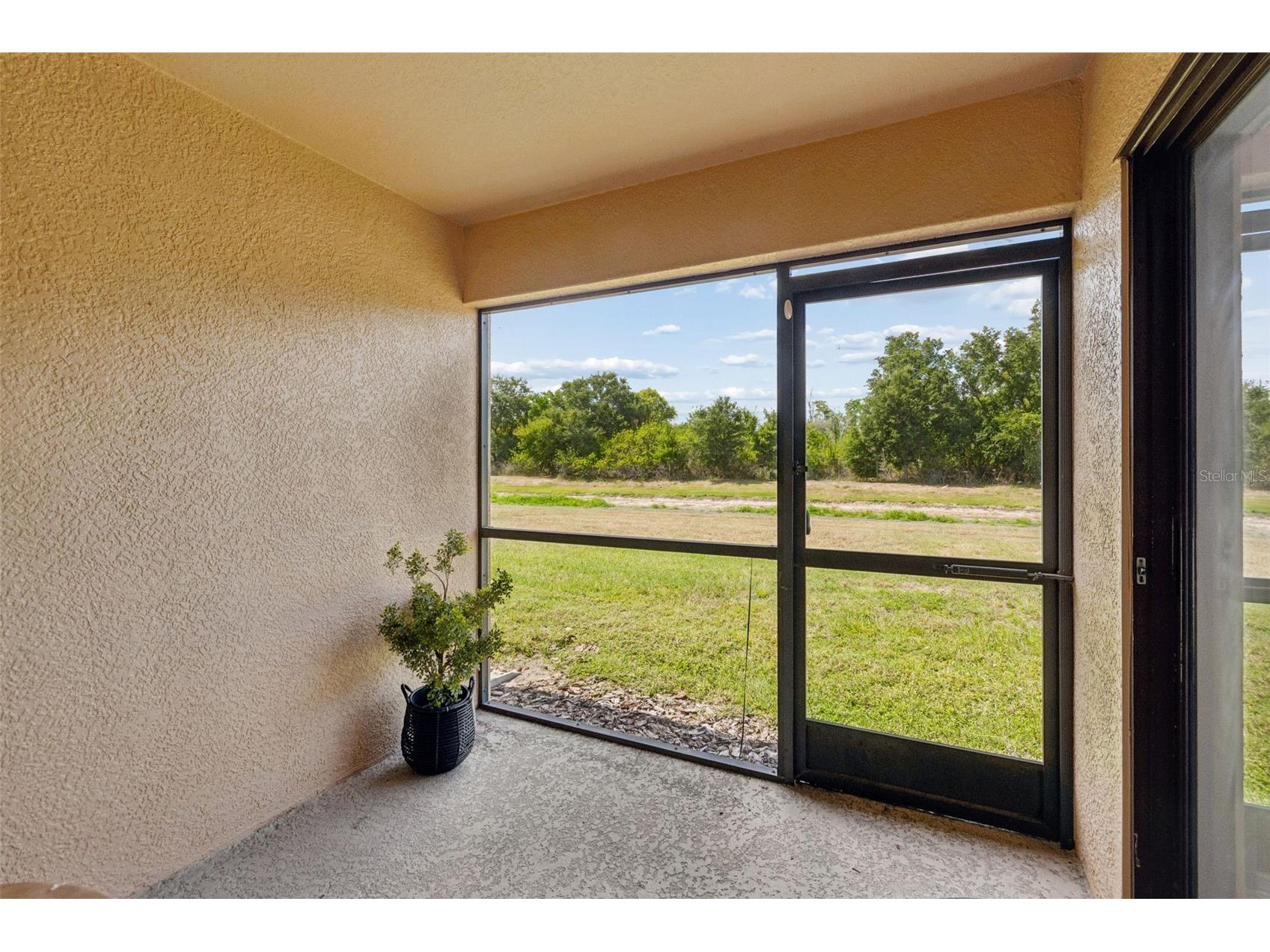 2510 Edgewater Falls Drive Brandon FL 33511 TB8498623 image9