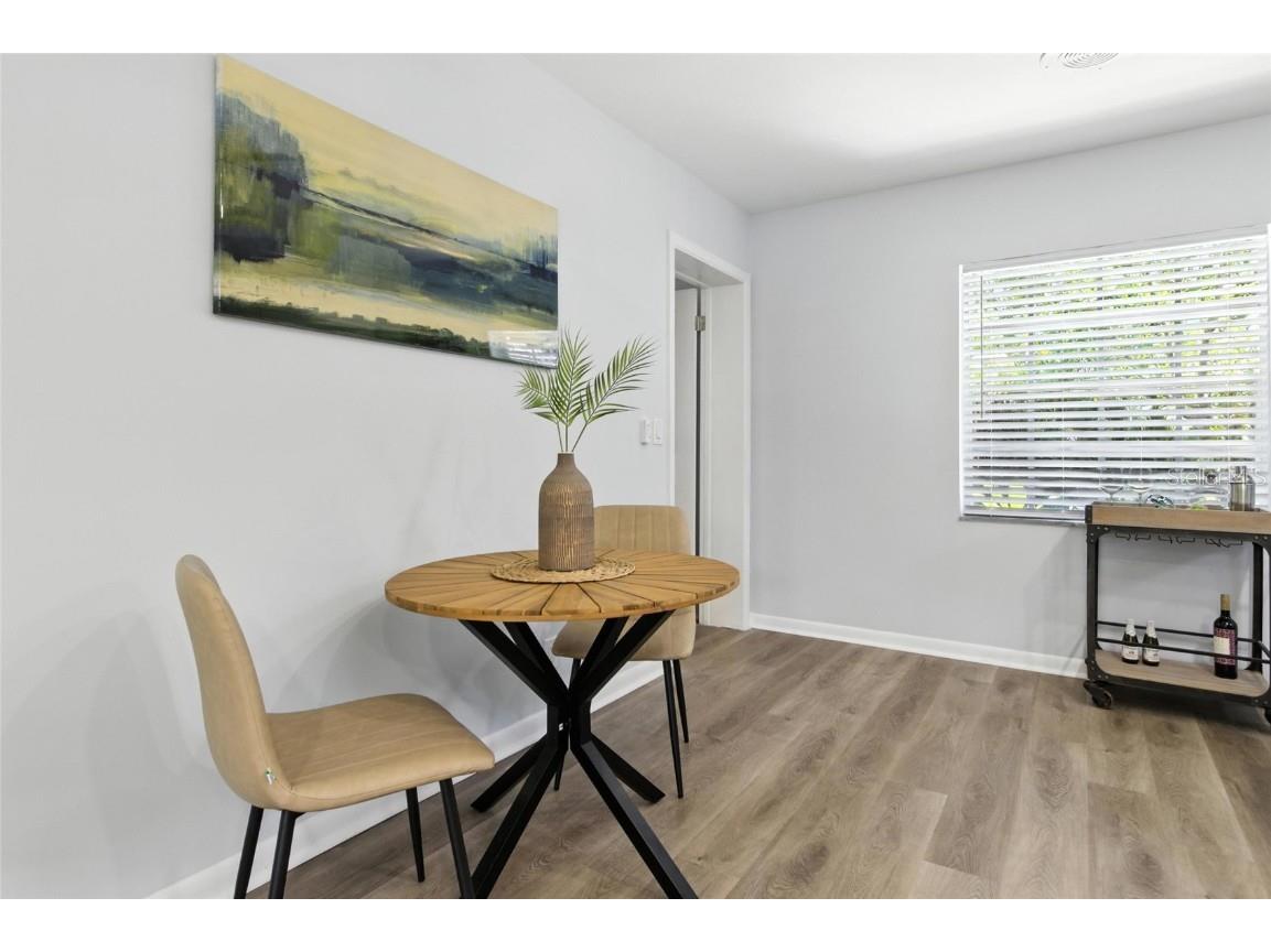 2510 Lake Ellen Drive Tampa FL 33618 TB8400954 image14