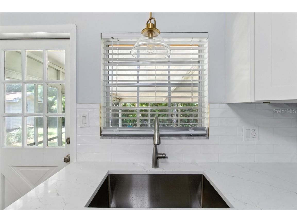 2510 Lake Ellen Drive Tampa FL 33618 TB8400954 image17