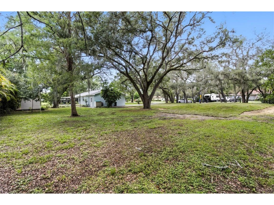 2510 Lake Ellen Drive Tampa FL 33618 TB8400954 image44