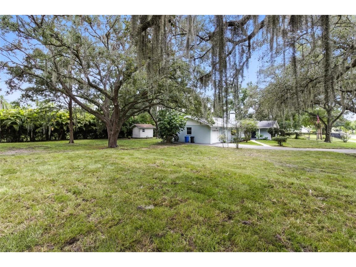 2510 Lake Ellen Drive Tampa FL 33618 TB8400954 image45