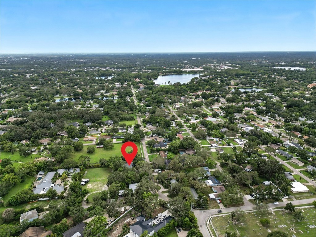 2510 Lake Ellen Drive Tampa FL 33618 TB8400954 image48