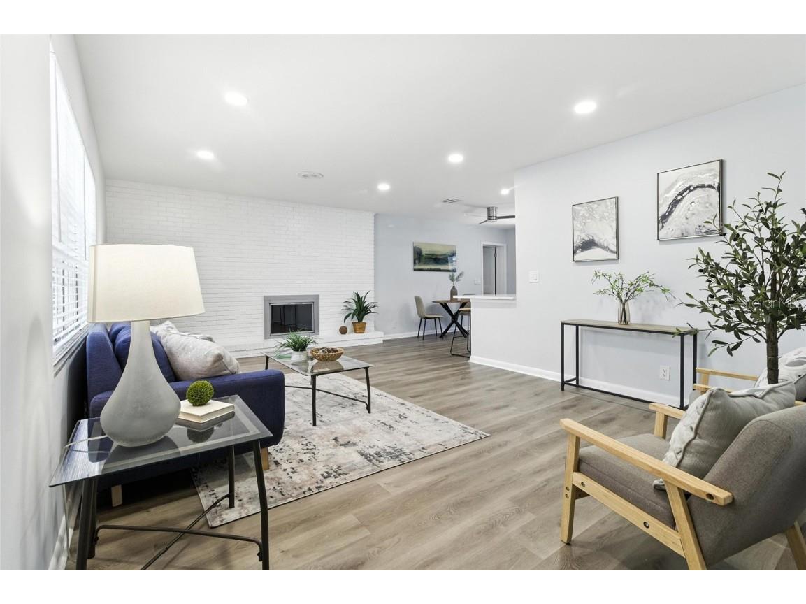 2510 Lake Ellen Drive Tampa FL 33618 TB8400954 image6