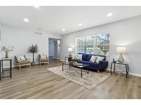2510 Lake Ellen Drive Tampa FL 33618 W7885822 image17