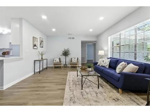 2510 Lake Ellen Drive Tampa FL 33618 W7885822 image19