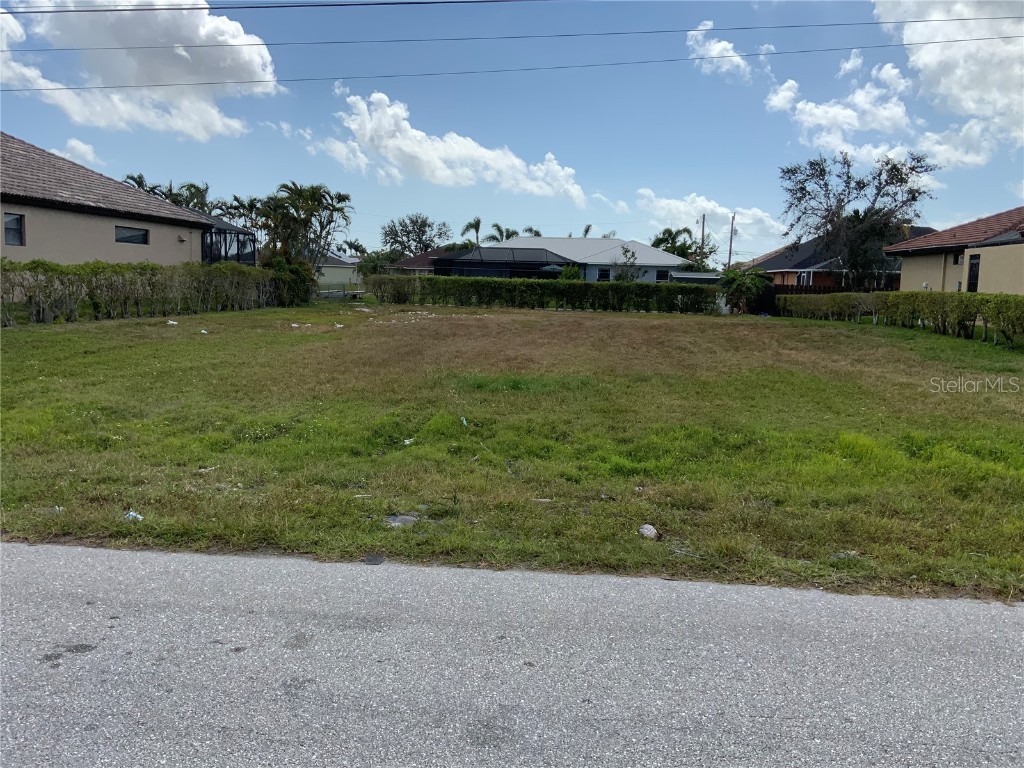 2510 Miracle Parkway Cape Coral FL 33914 A4563518 image1