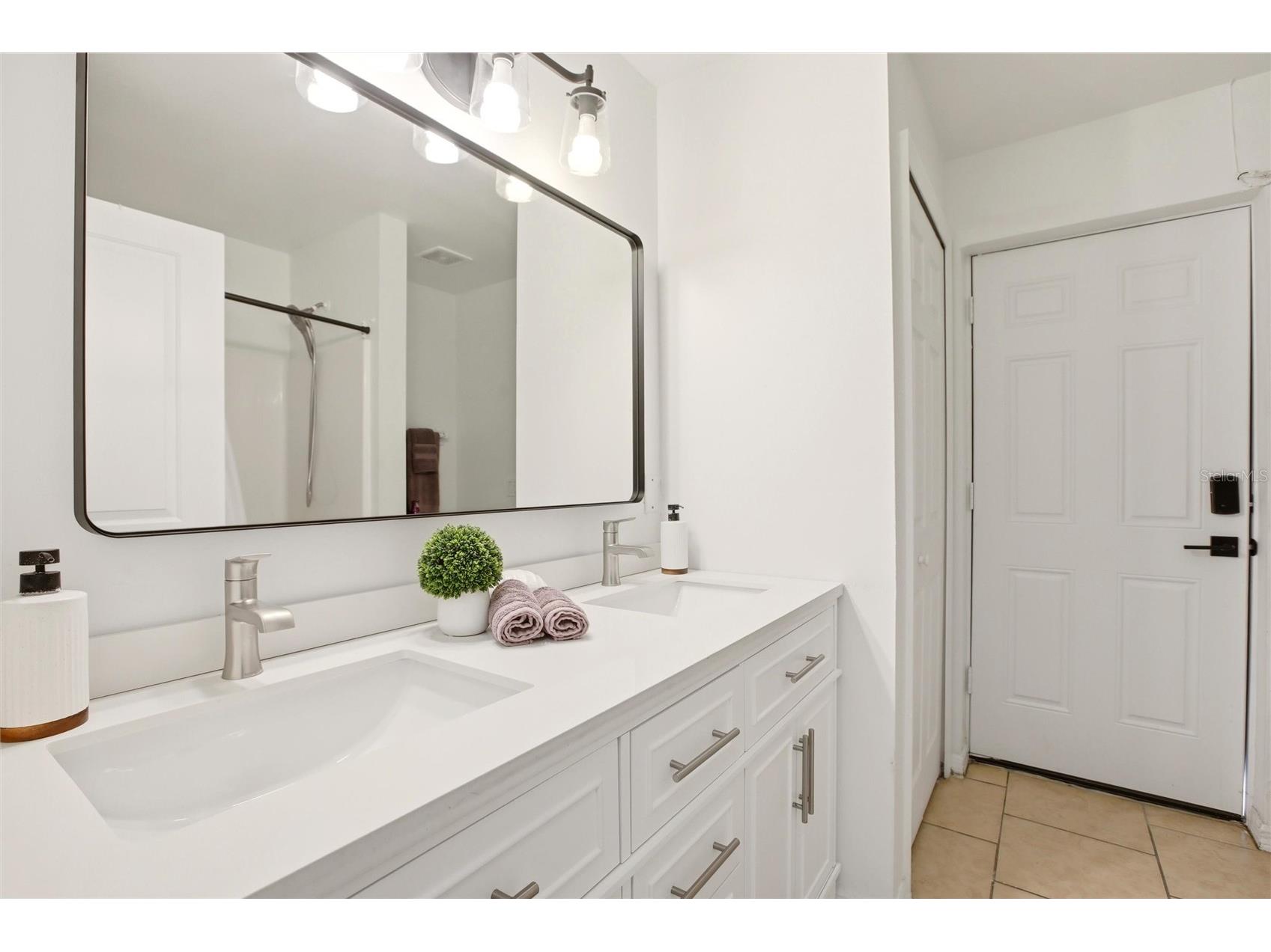 2510 Sheila Lane North Port FL 34286 A4691761 image30