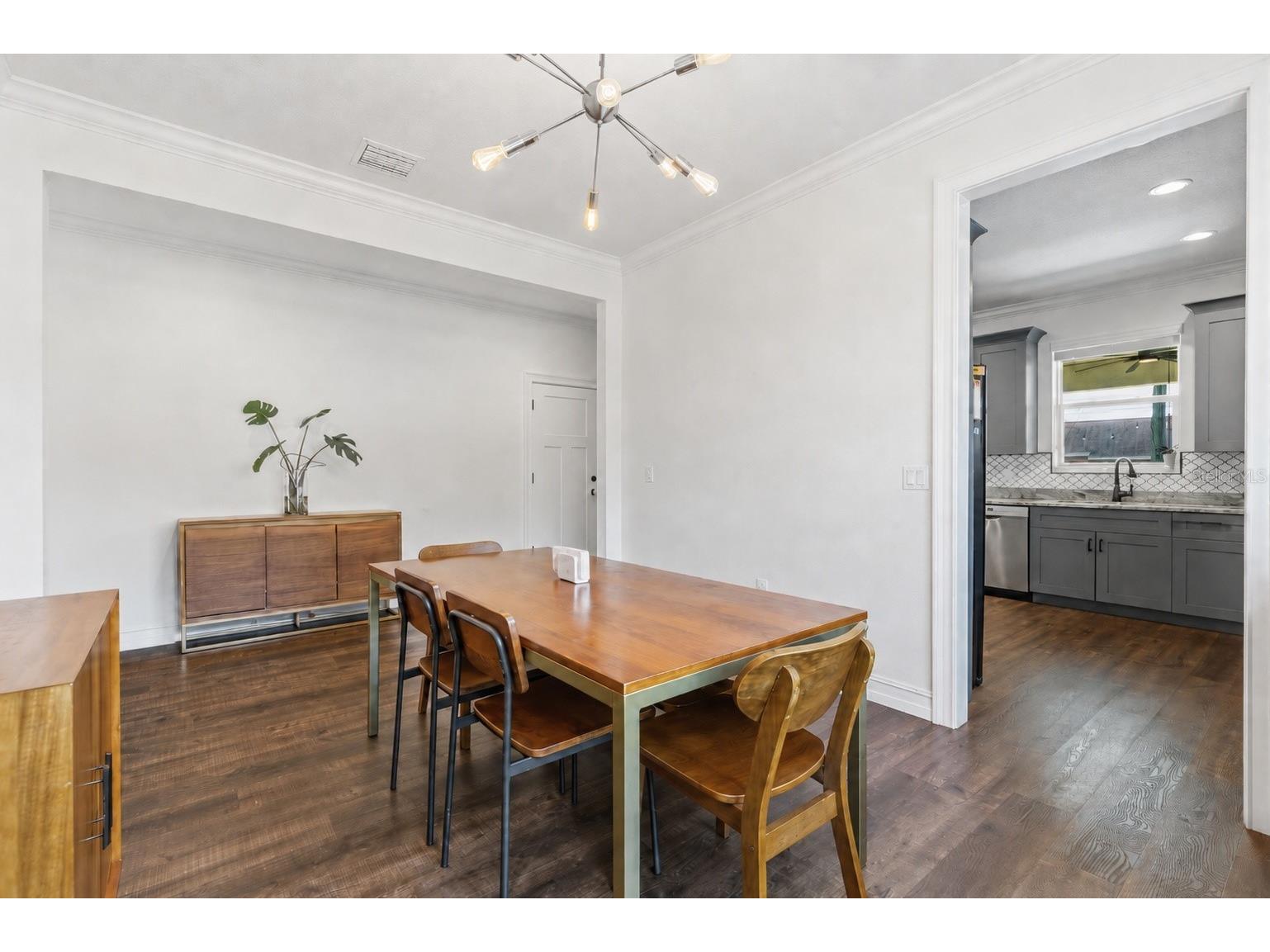 2510 W Carmen Street Tampa FL 33609 TB8489390 image3