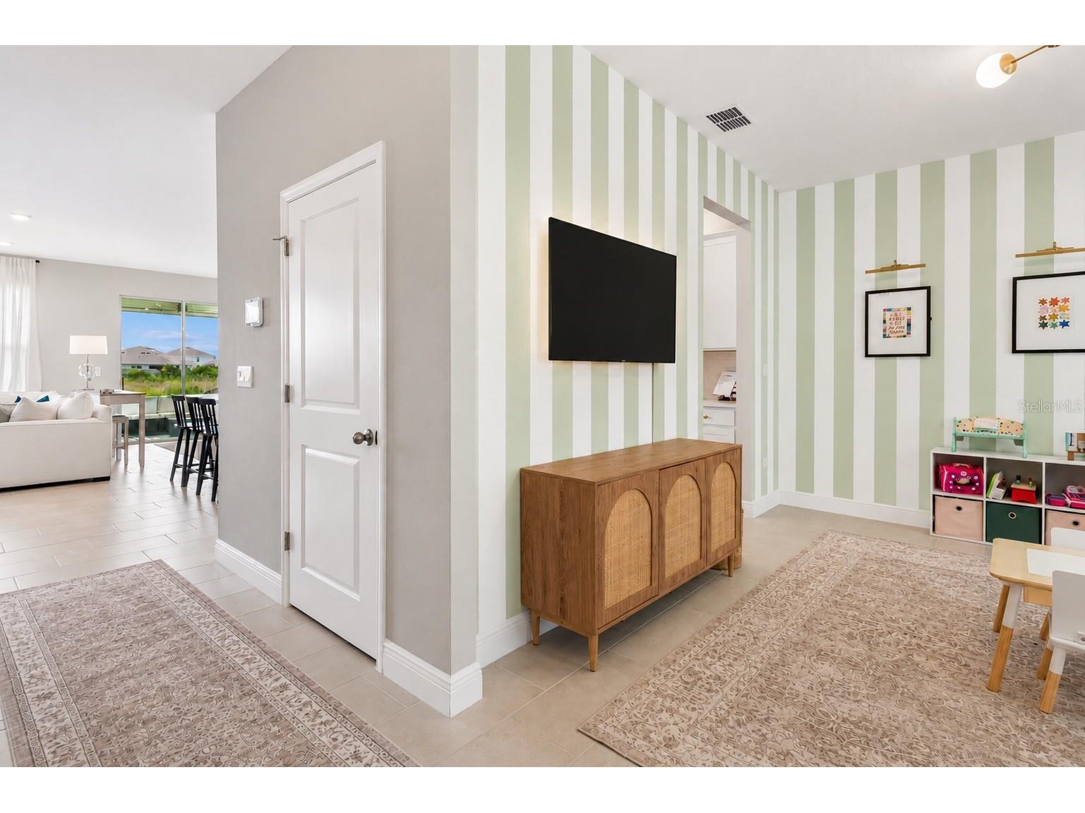 2510 Warren Acres Boulevard Wesley Chapel FL 33543 TB8520272 image5