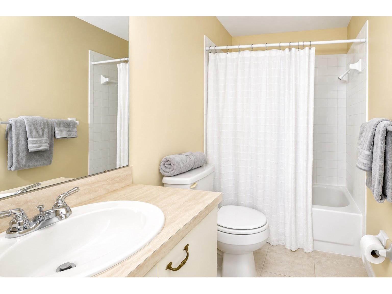 25100 Sandhill Boulevard #J-201 Punta Gorda FL 33983 C7527077 image13