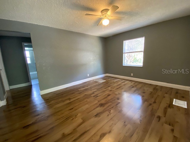2511 10th Avenue S Saint Petersburg FL 33712 TB8522436 image5
