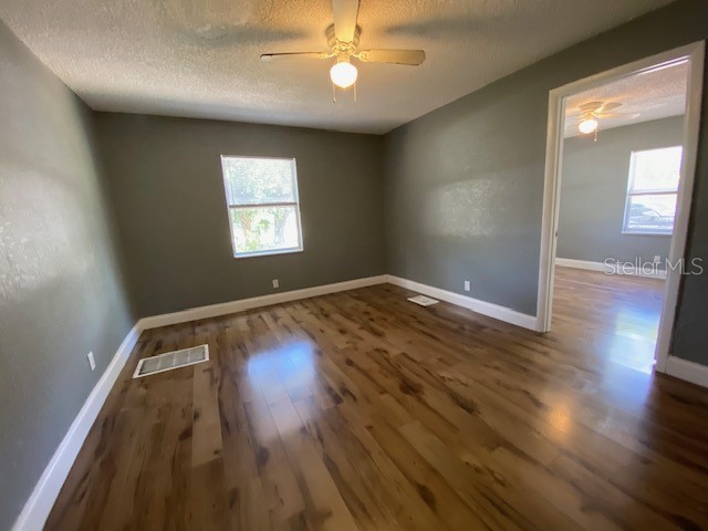 2511 10th Avenue S Saint Petersburg FL 33712 TB8522436 image7