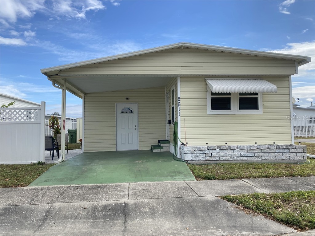 2511 18th Street W Bradenton FL 34205 A4674594 image1