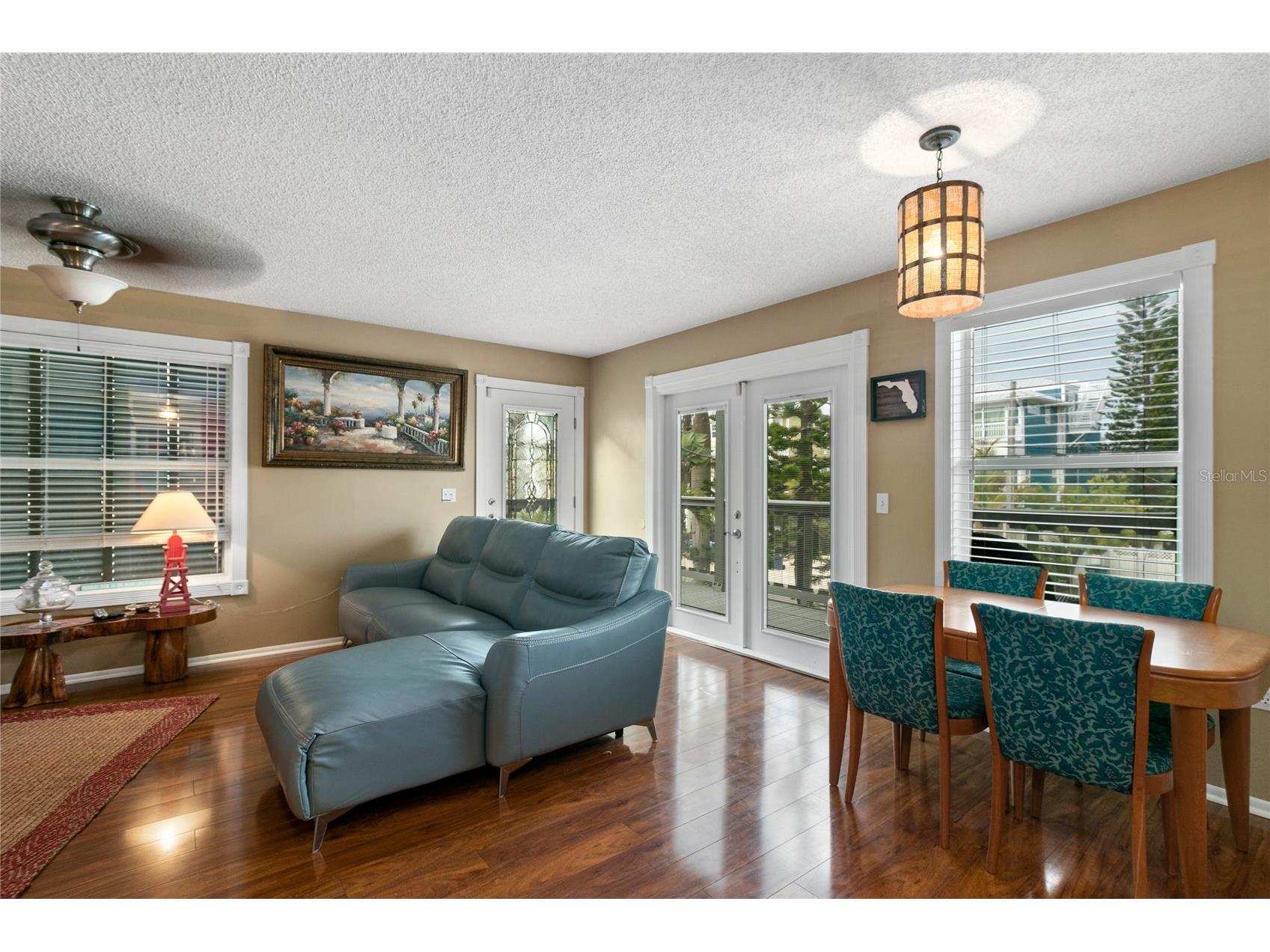 2511 Avenue C #WEST Bradenton Beach FL 34217 TB8472022 image3