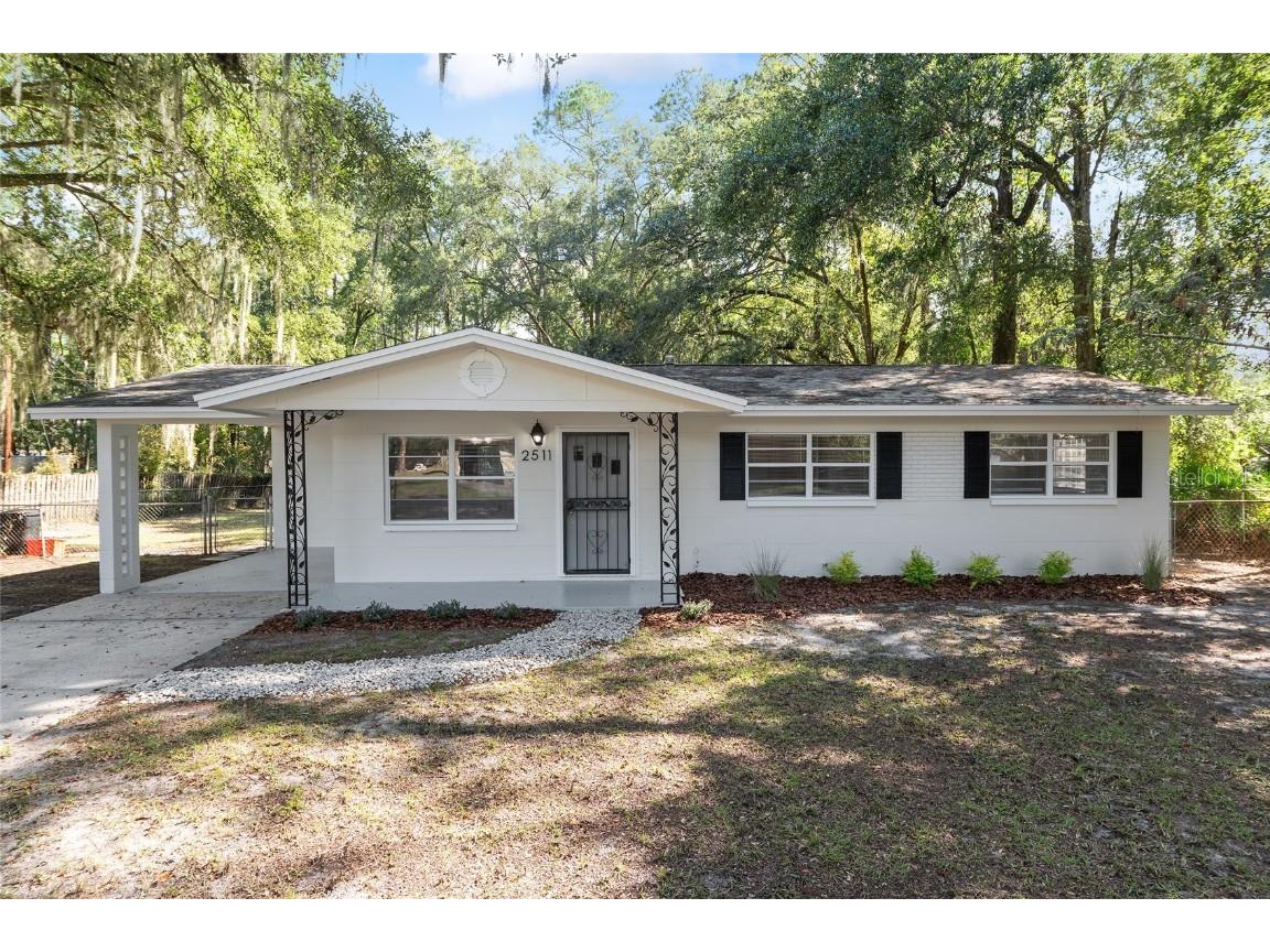 2511 NE 3rd Place Gainesville FL 32641 GC534350 image1