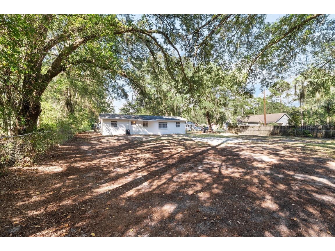 2511 NE 3rd Place Gainesville FL 32641 GC534350 image24