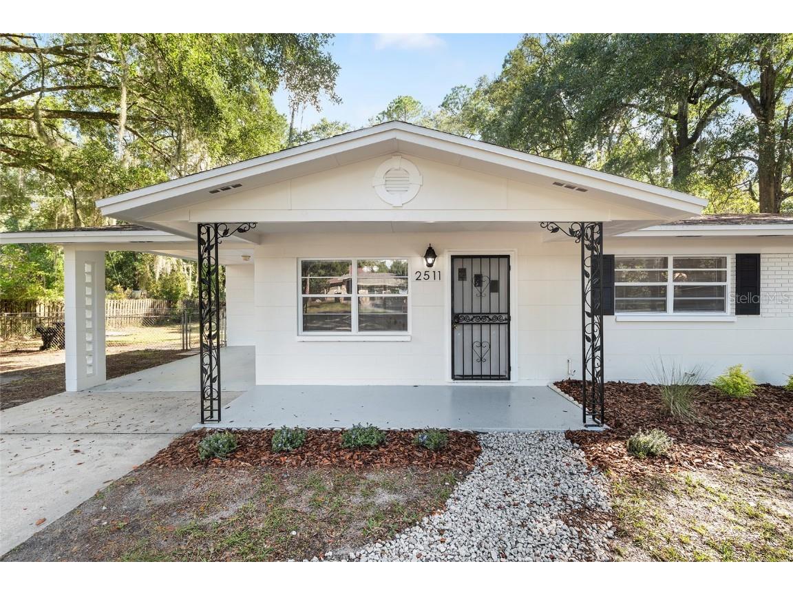 2511 NE 3rd Place Gainesville FL 32641 GC534350 image3