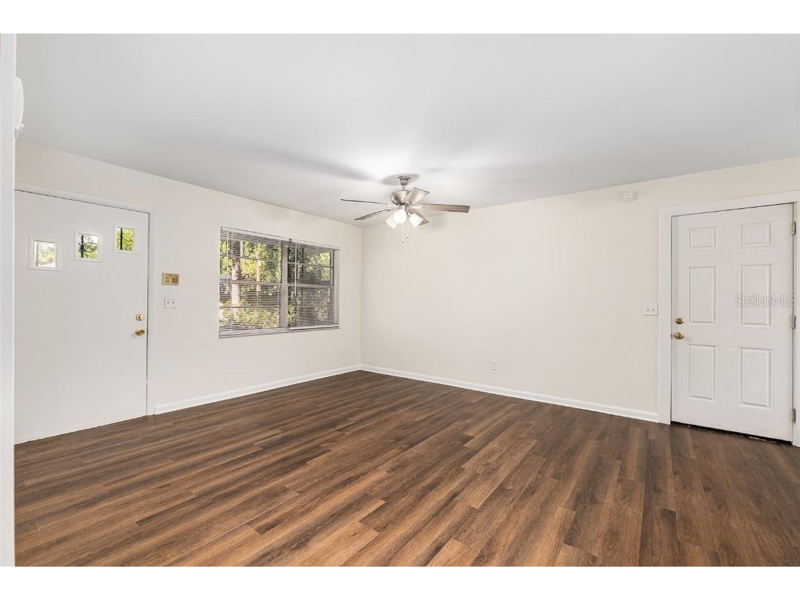 2511 NE 3rd Place Gainesville FL 32641 GC534350 image6