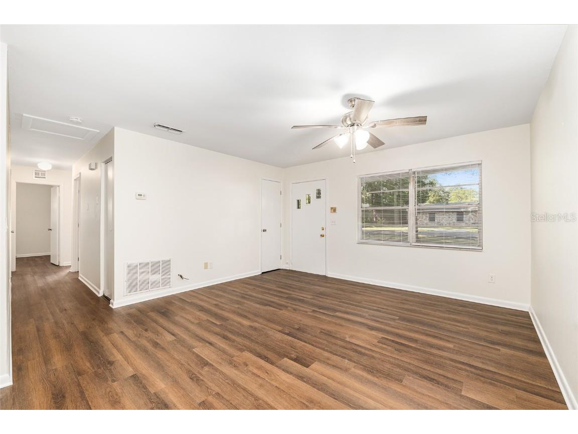 2511 NE 3rd Place Gainesville FL 32641 GC534350 image8