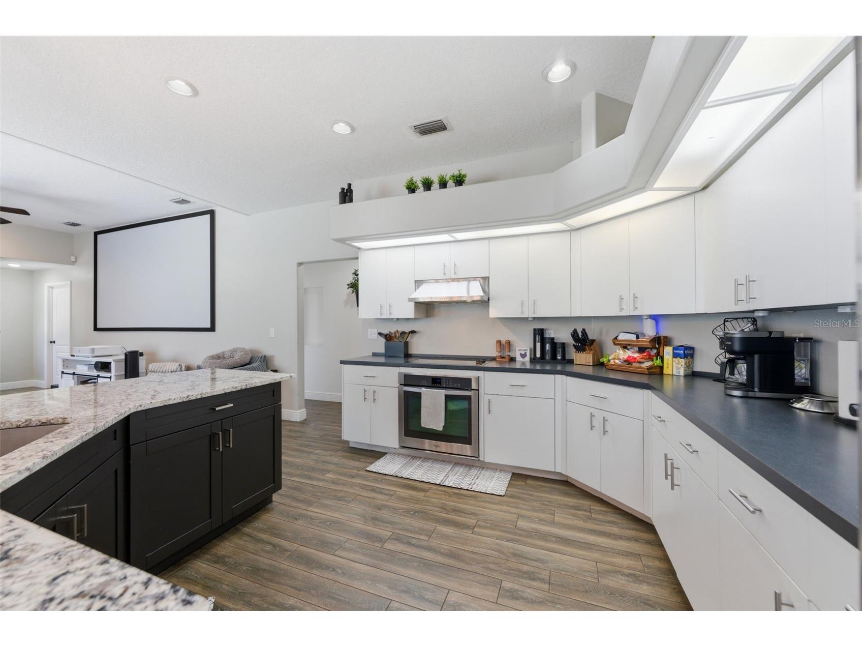 2511 Viny Court Tampa FL 33618 TB8513663 image24