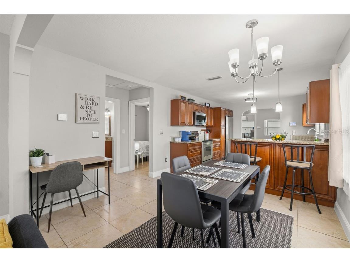 2511 W Braddock Street Tampa FL 33607 TB8372359 image5