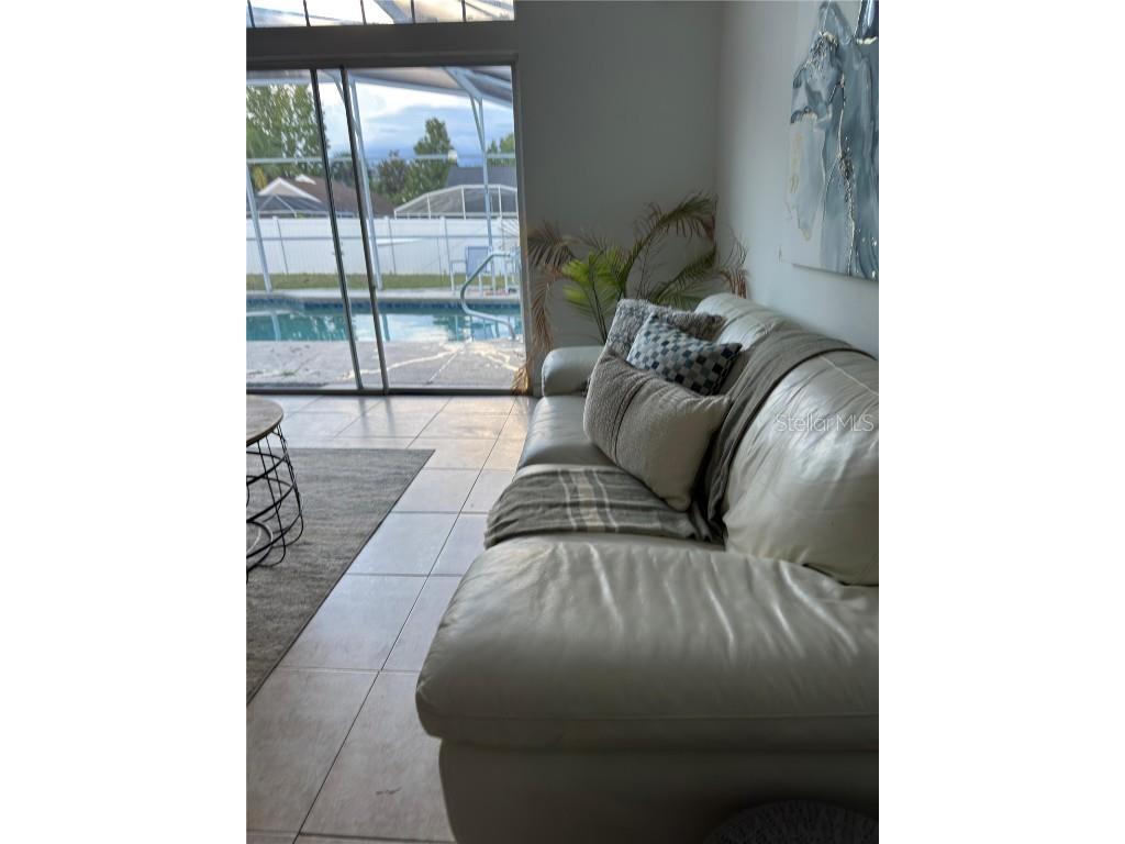 2512 Asbury Court Kissimmee FL 34746 S5137261 image7