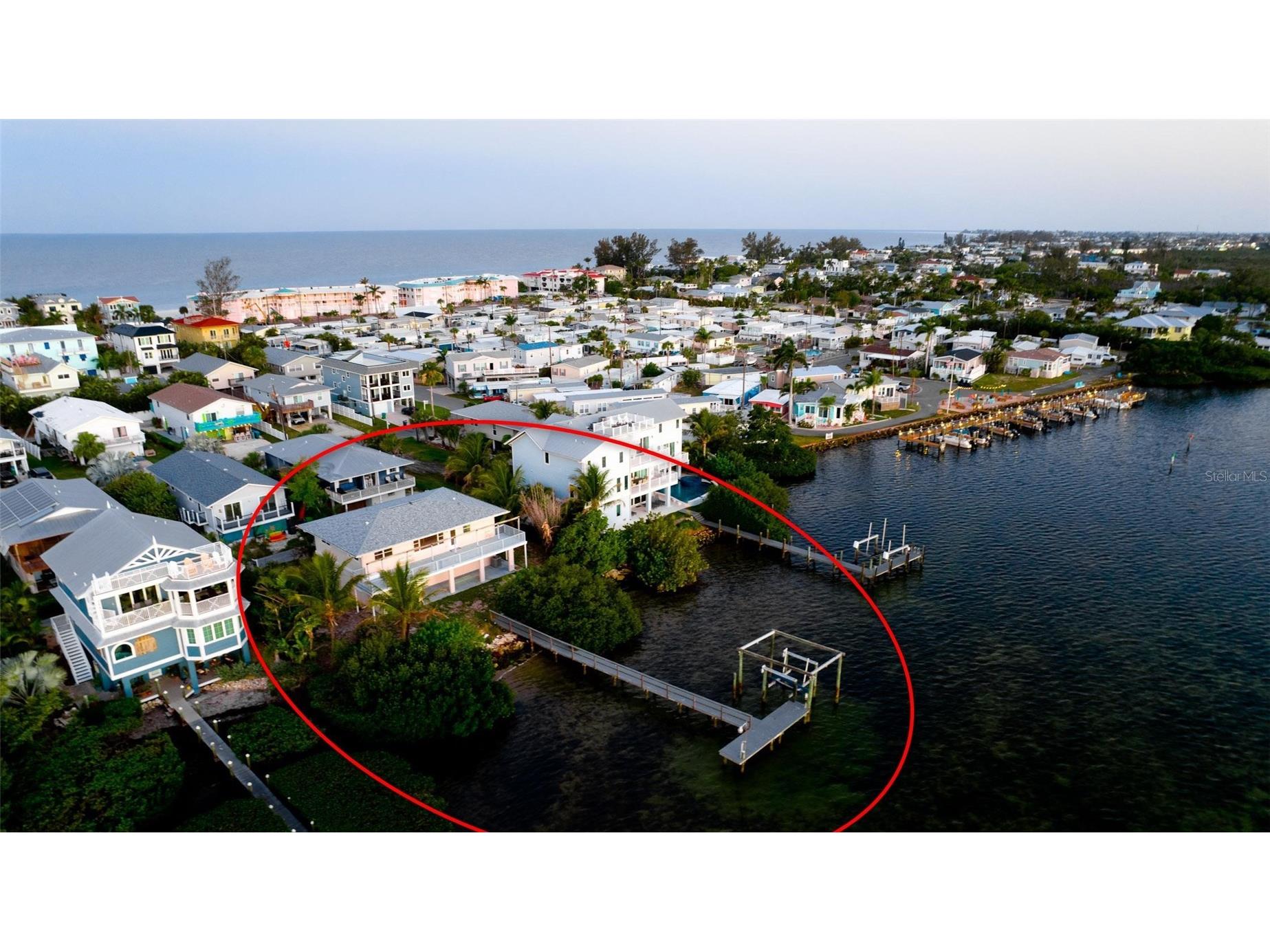 2512 Avenue A Bradenton Beach FL 34217 - SARASOTA BAY A4678416 image10