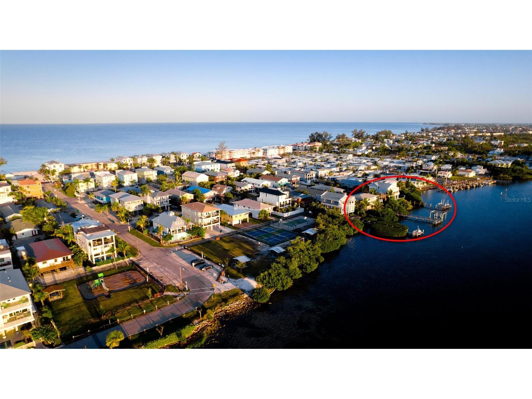 2512 Avenue A Bradenton Beach FL 34217 - SARASOTA BAY A4678416 image14