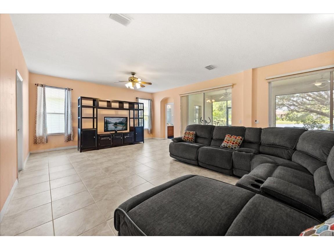 2512 Chapala Drive Kissimmee FL 34746 O6359808 image10