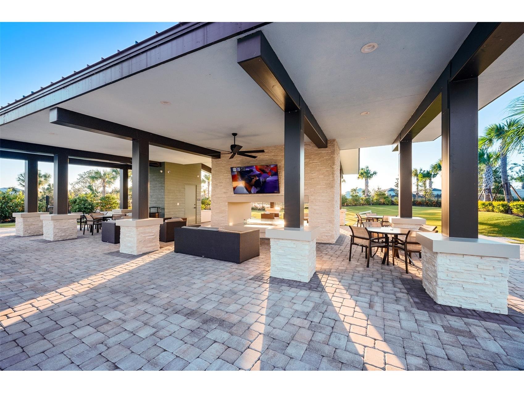 2512 High Tides Way Wesley Chapel FL 33543 TB8471729 image79