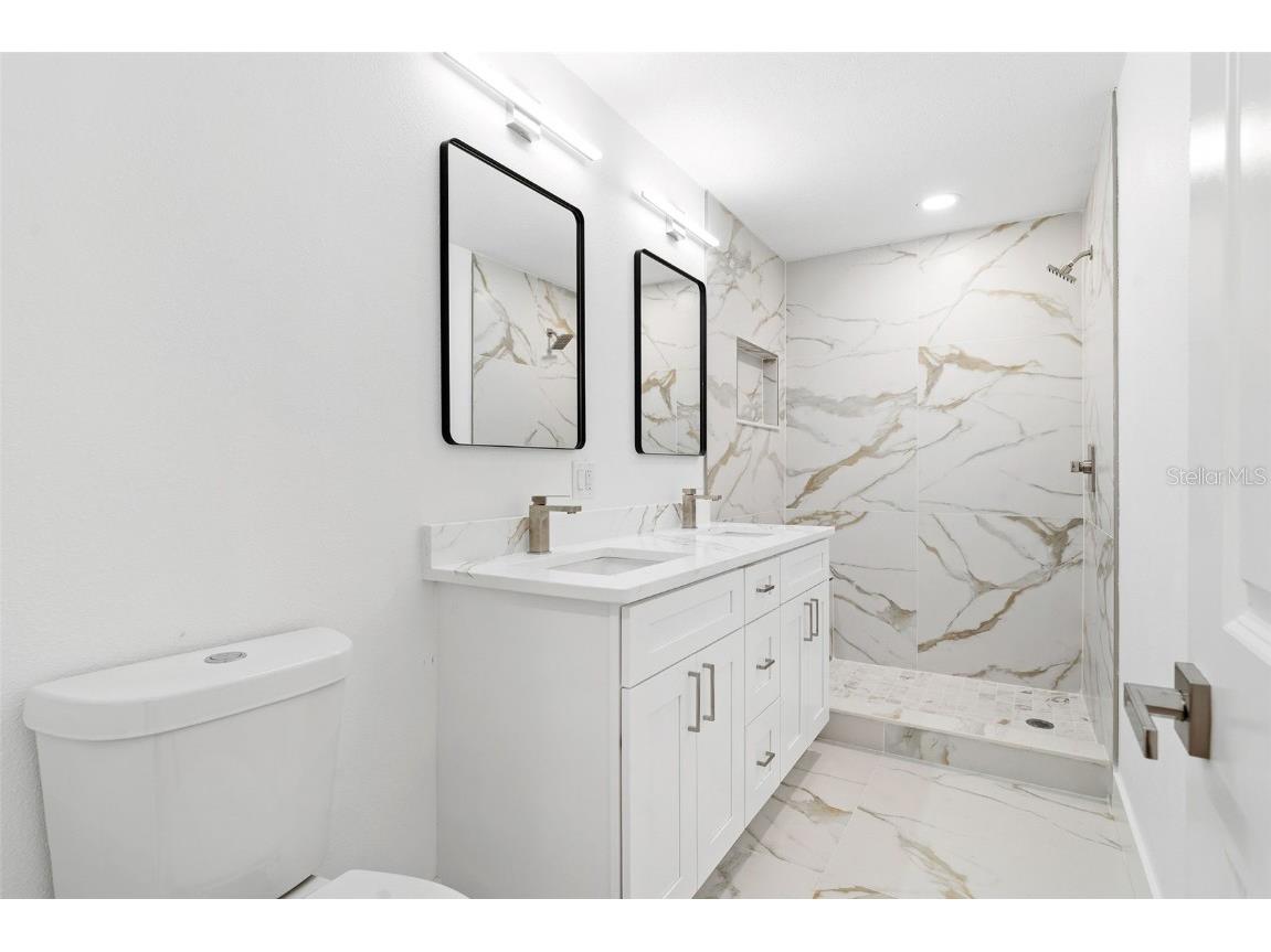 2512 Lake Ellen Circle Tampa FL 33618 TB8408949 image22