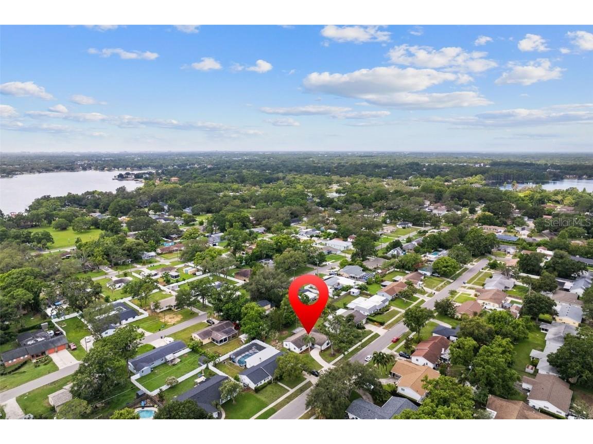 2512 Lake Ellen Circle Tampa FL 33618 TB8408949 image37