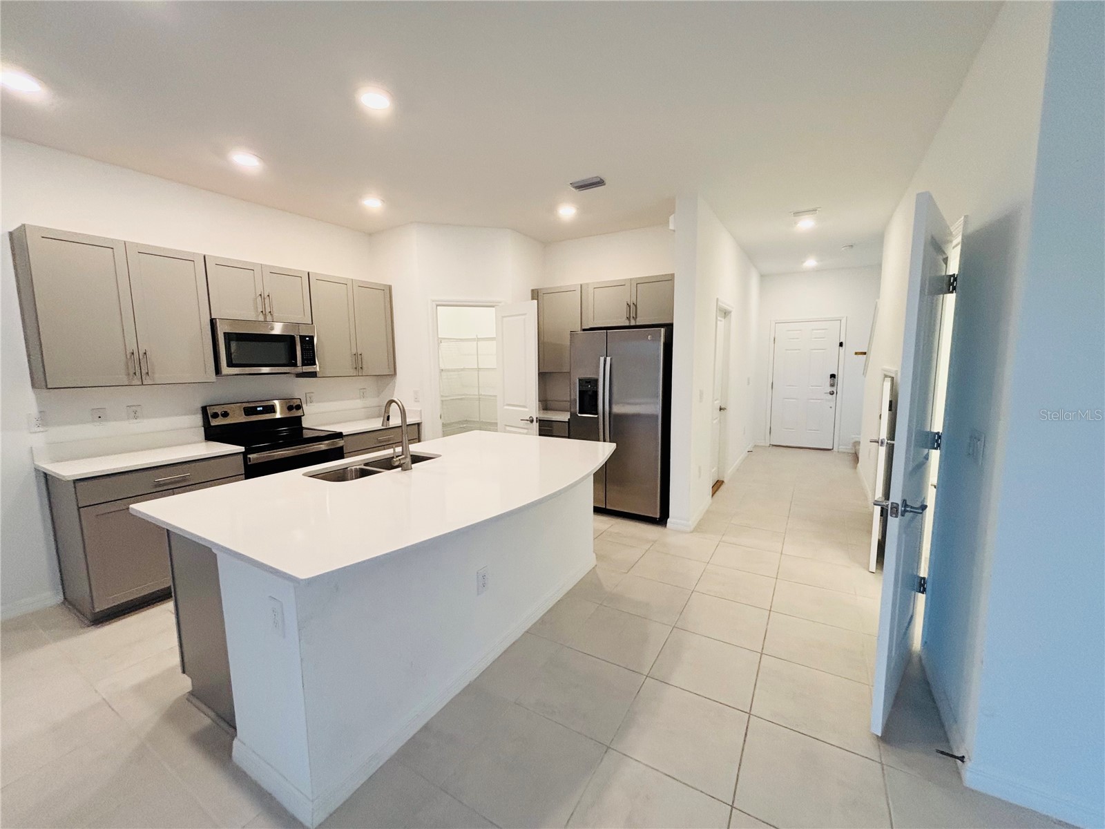 2512 Paravane Way Wesley Chapel FL 33543 TB8487794 image4