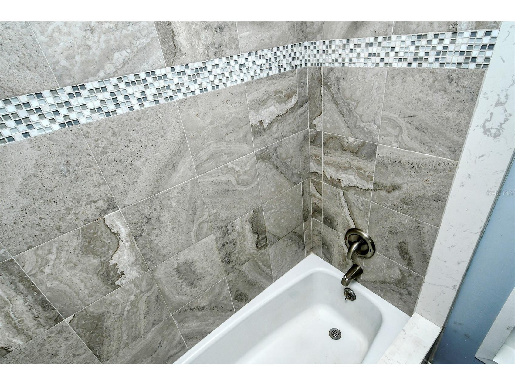 2512 Post Road Sarasota FL 34231 A4690606 image18