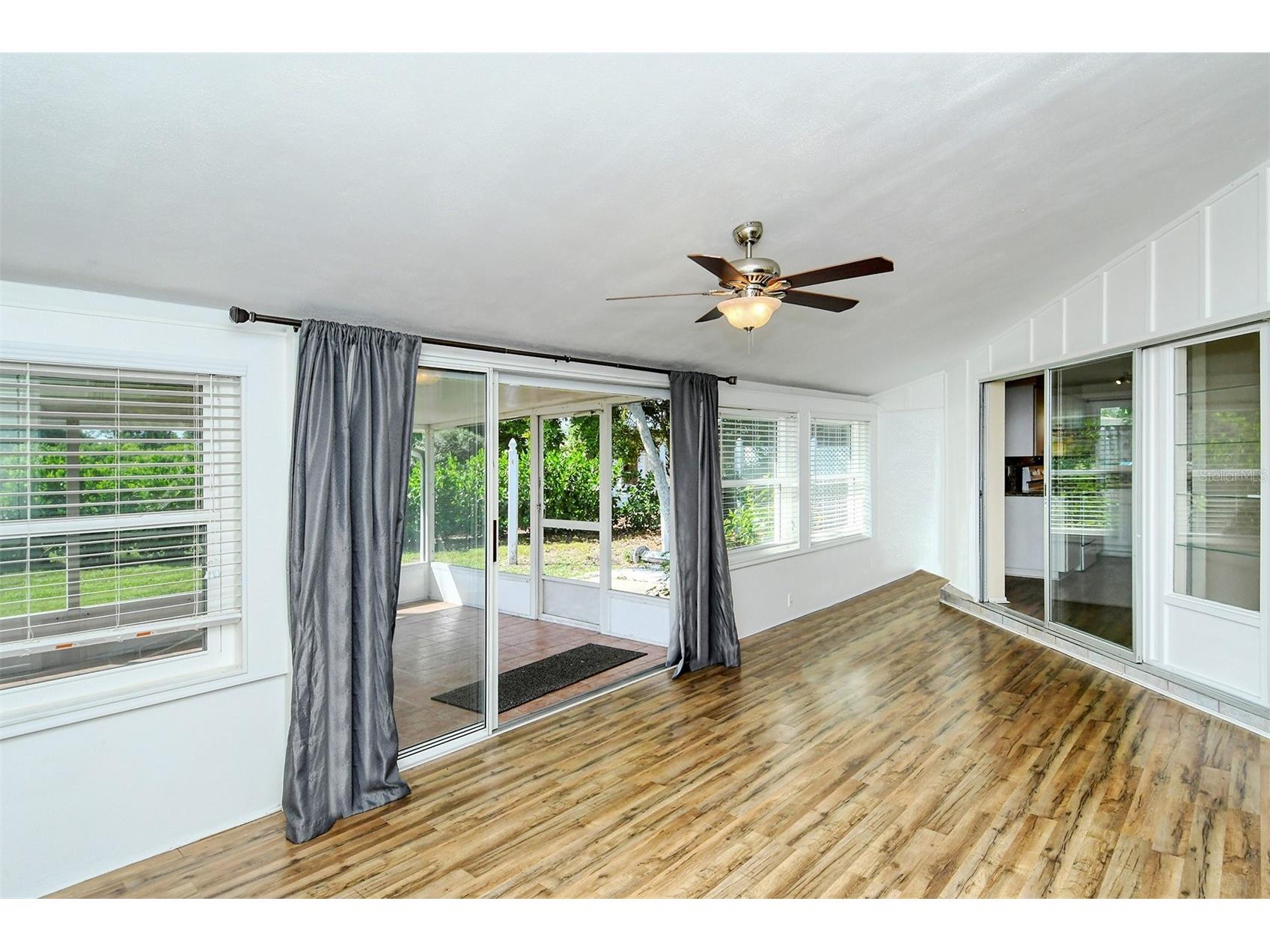 2512 Post Road Sarasota FL 34231 A4690606 image5