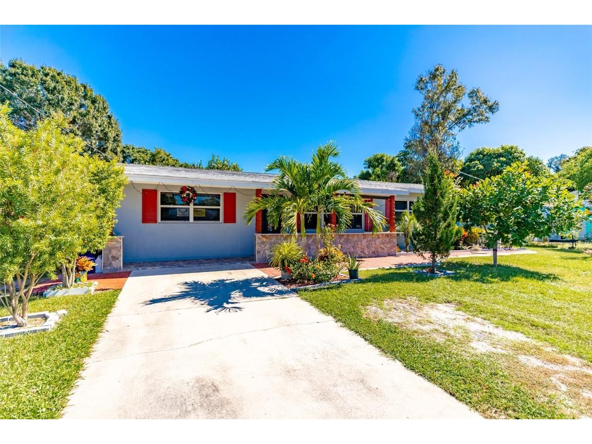 2512 S 13th Street Fort Pierce FL 34982 TB8443810 image1