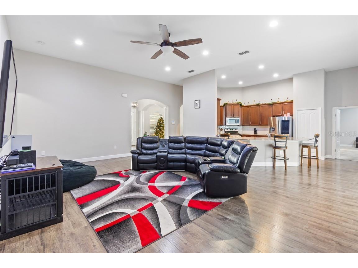 2512 Sherwood Street Winter Haven FL 33881 L4957675 image3