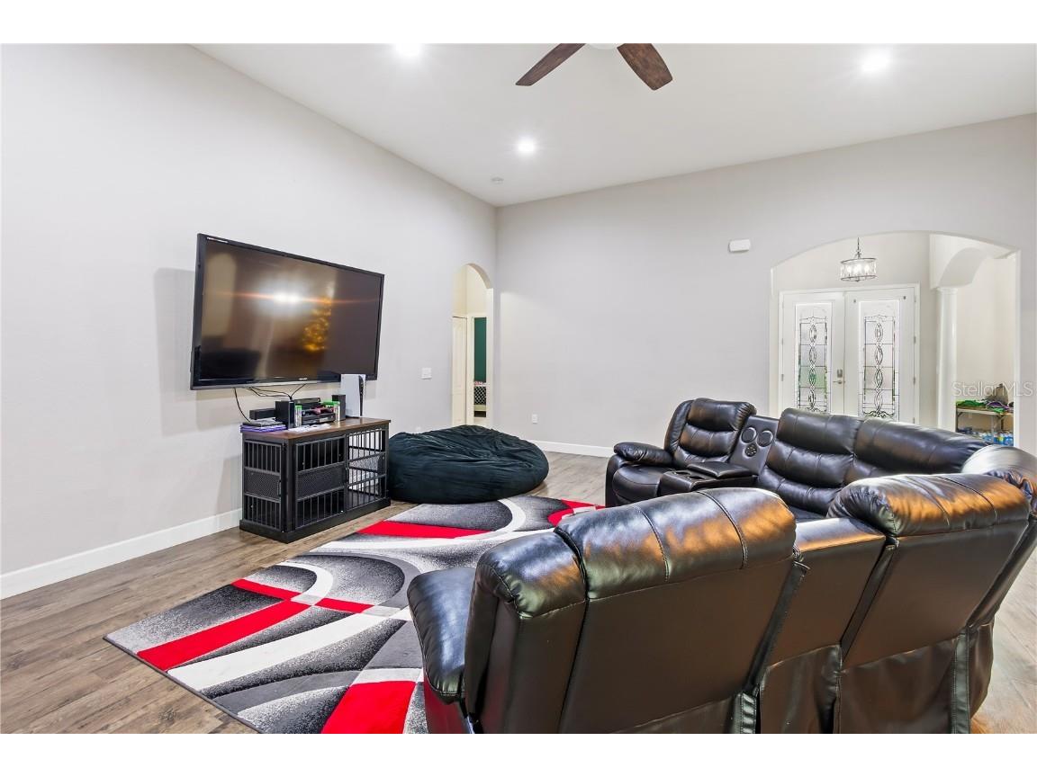 2512 Sherwood Street Winter Haven FL 33881 L4957675 image4