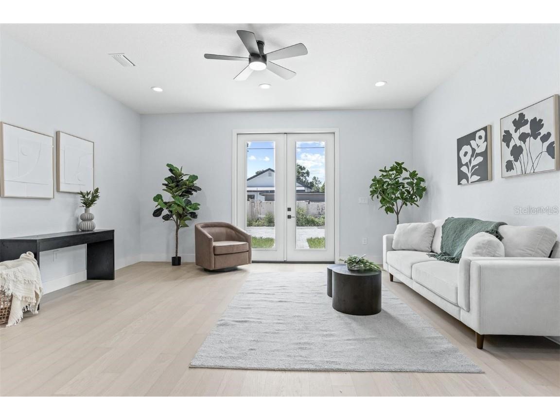 2512 W Chestnut Street Tampa FL 33607 TB8455980 image2