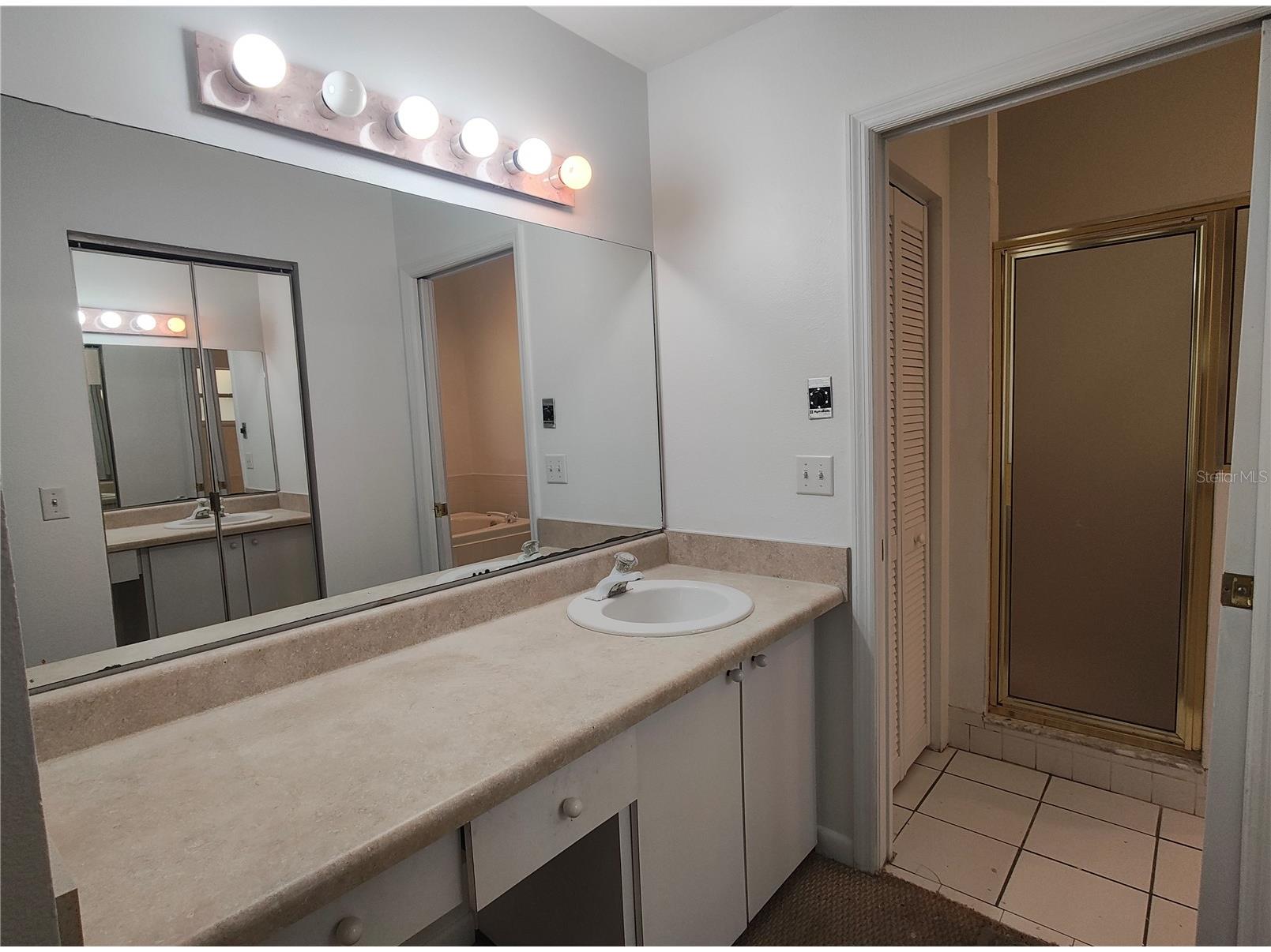 2512 W Texas Avenue #C Tampa FL 33629 TB8484108 image17