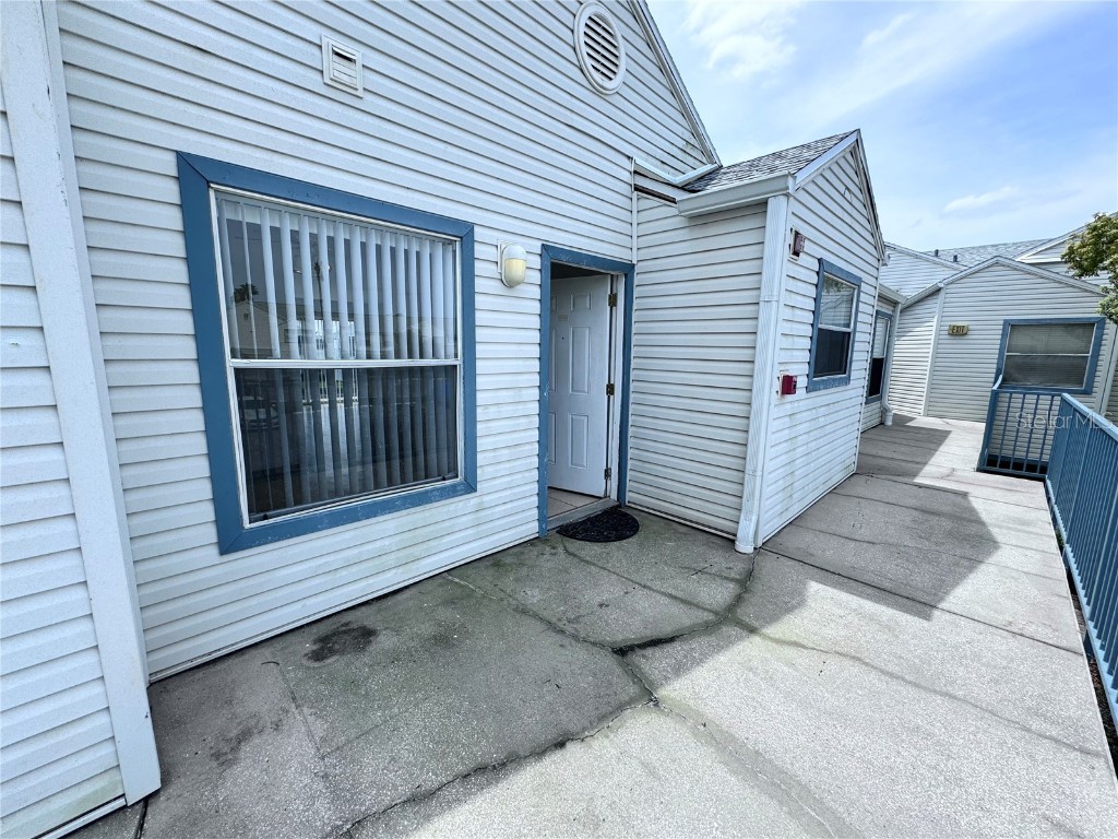 2512 Woodgate Boulevard #204 Orlando FL 32822 O6190586 image1