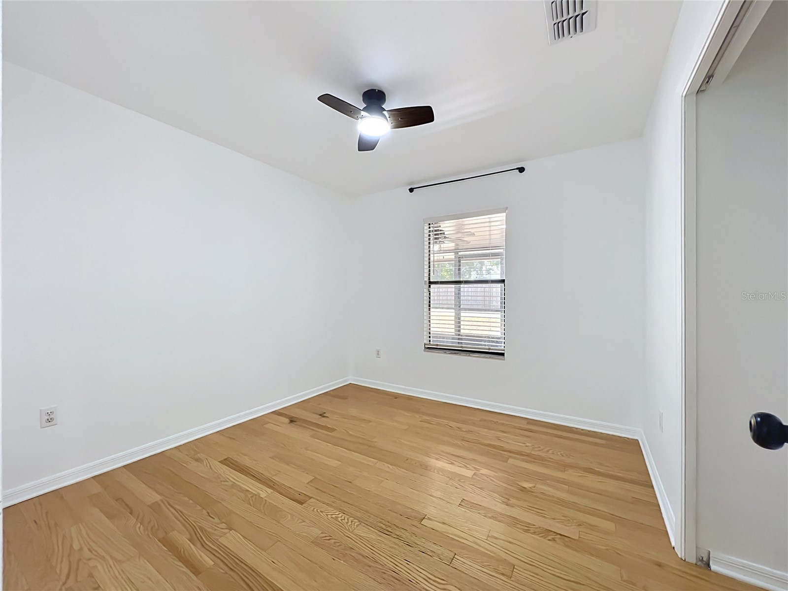 25121 Algonquin Avenue Sorrento FL 32776 G5115313 image34