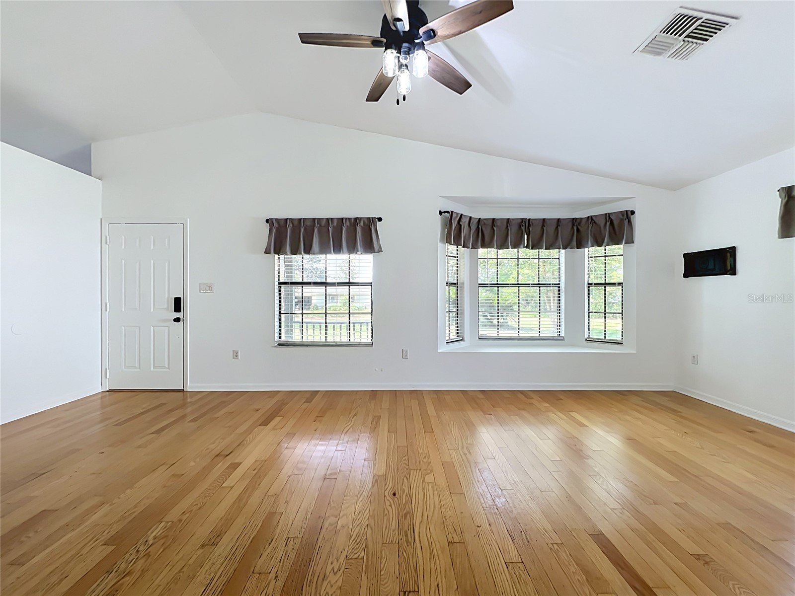 25121 Algonquin Avenue Sorrento FL 32776 G5115313 image8