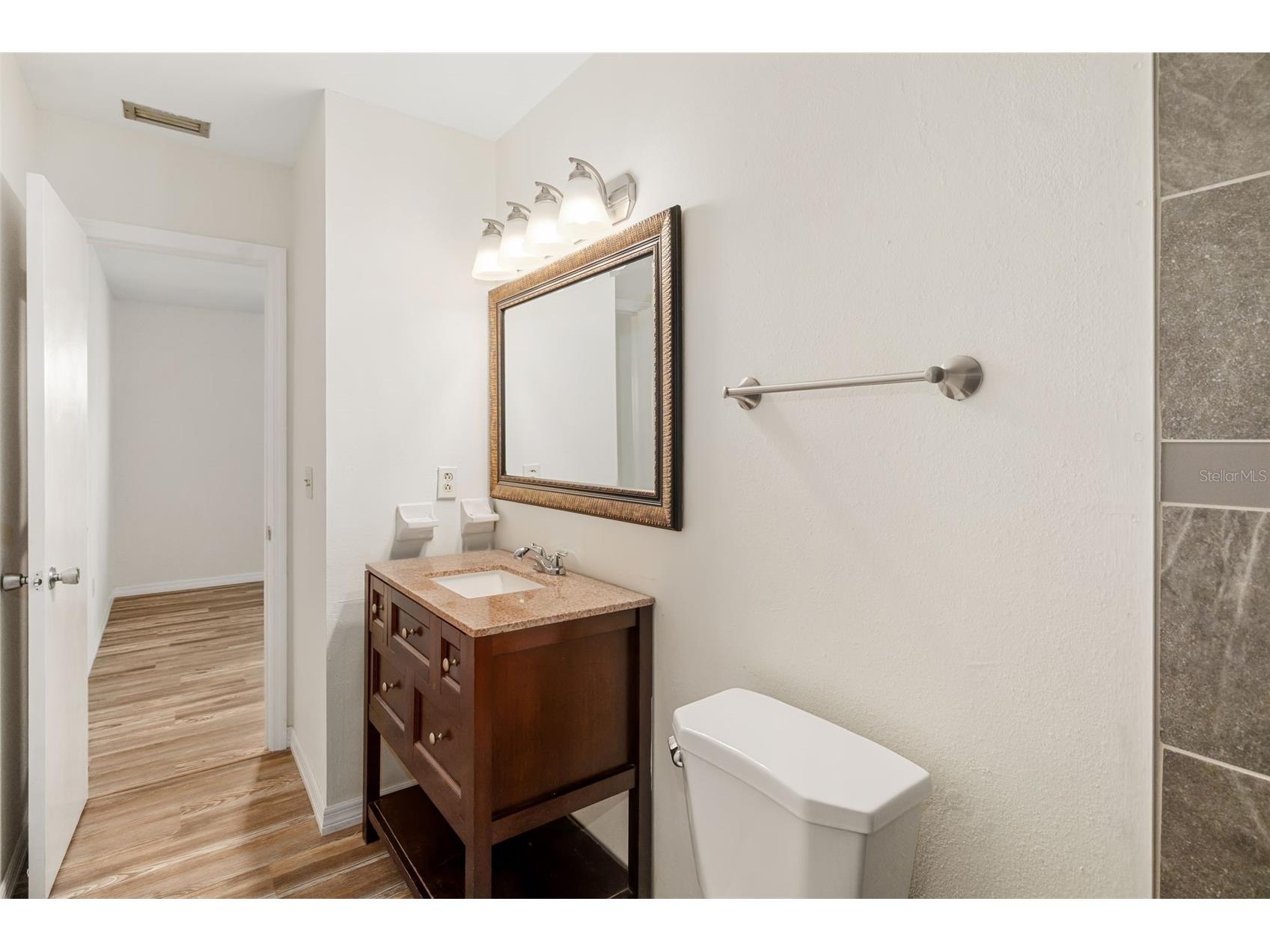 2513 Avenue B #B Bradenton Beach FL 34217 A4655549 image22