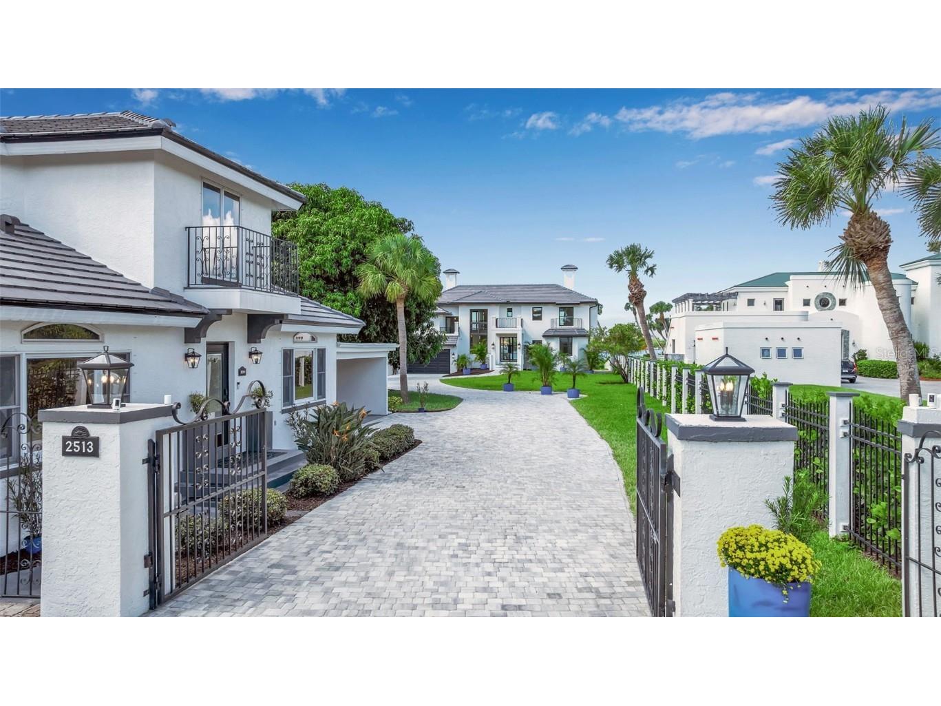 2513 Bayshore Road Nokomis FL 34275 - INTRACOASTAL WATERWAY A4668688 image1