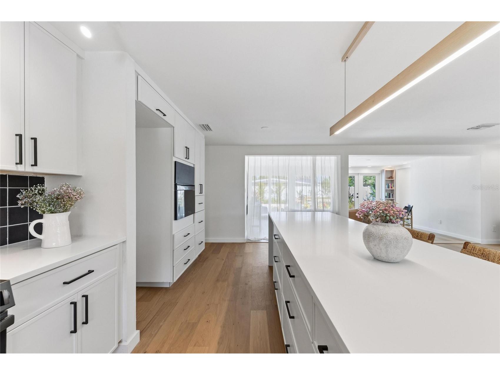 2513 Croton Avenue Sarasota FL 34239 A4692136 image16