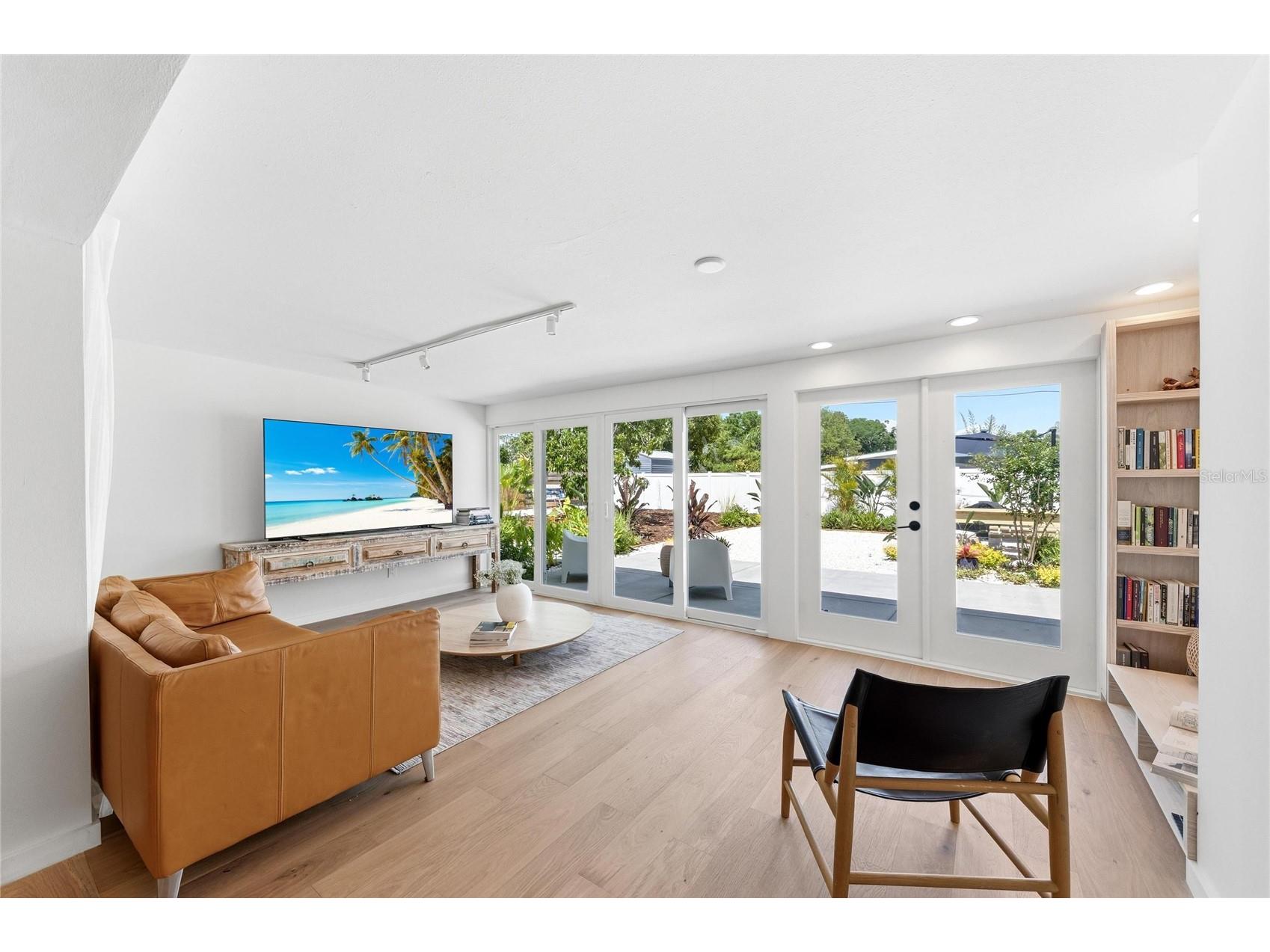 2513 Croton Avenue Sarasota FL 34239 A4692136 image21