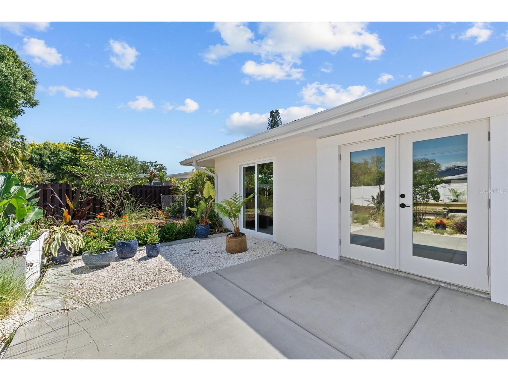 2513 Croton Avenue Sarasota FL 34239 A4692136 image42