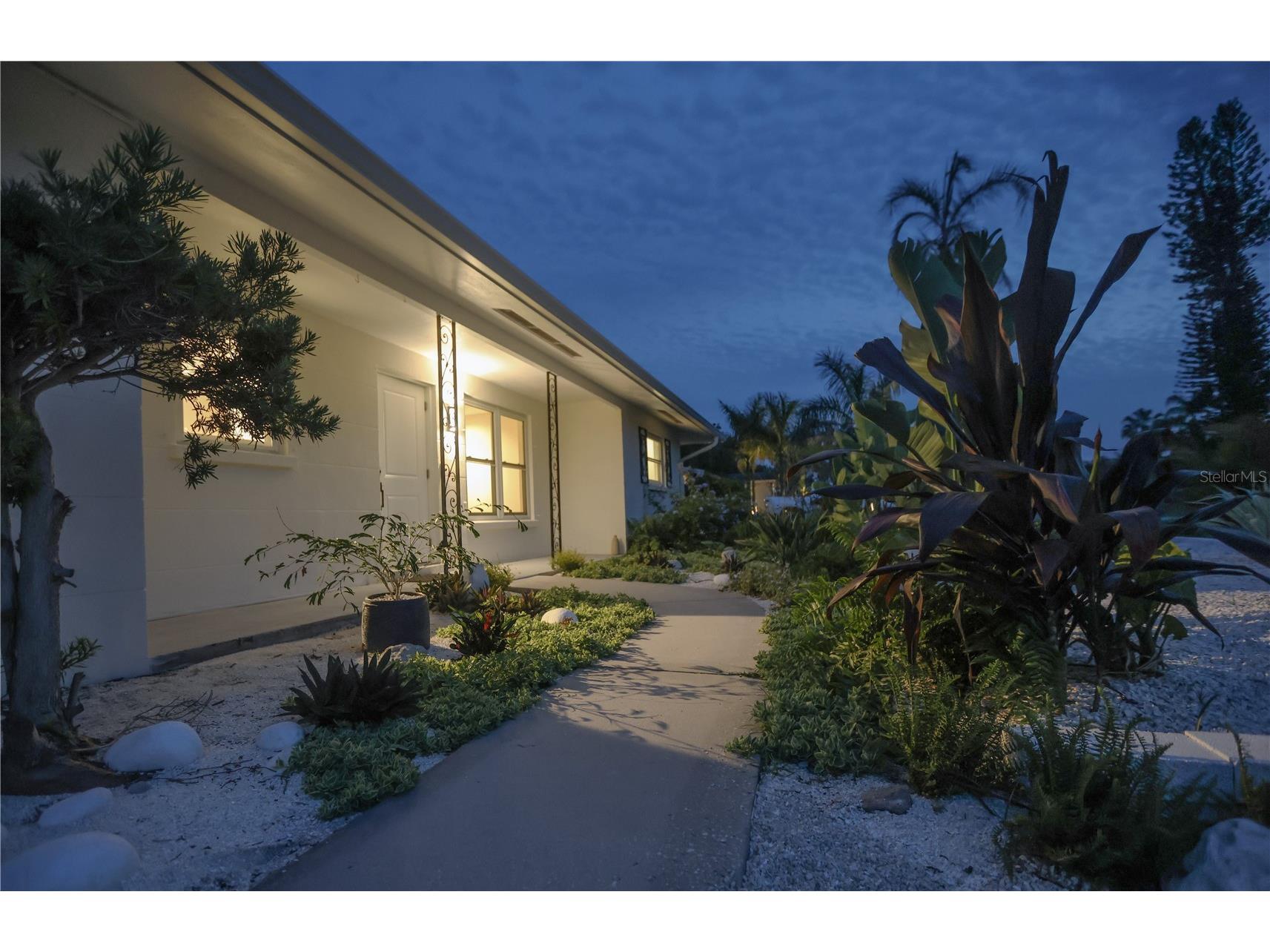 2513 Croton Avenue Sarasota FL 34239 A4692136 image45