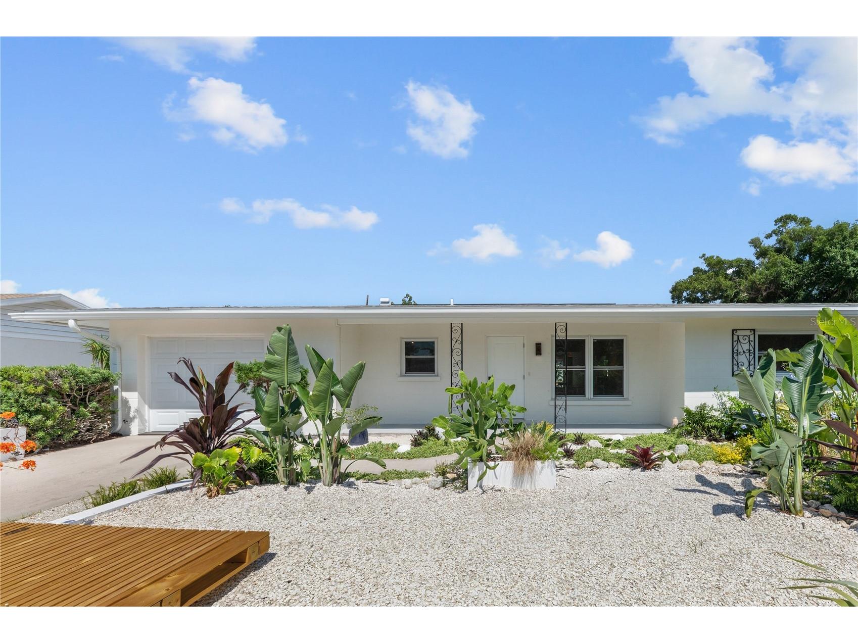 2513 Croton Avenue Sarasota FL 34239 A4692136 image5